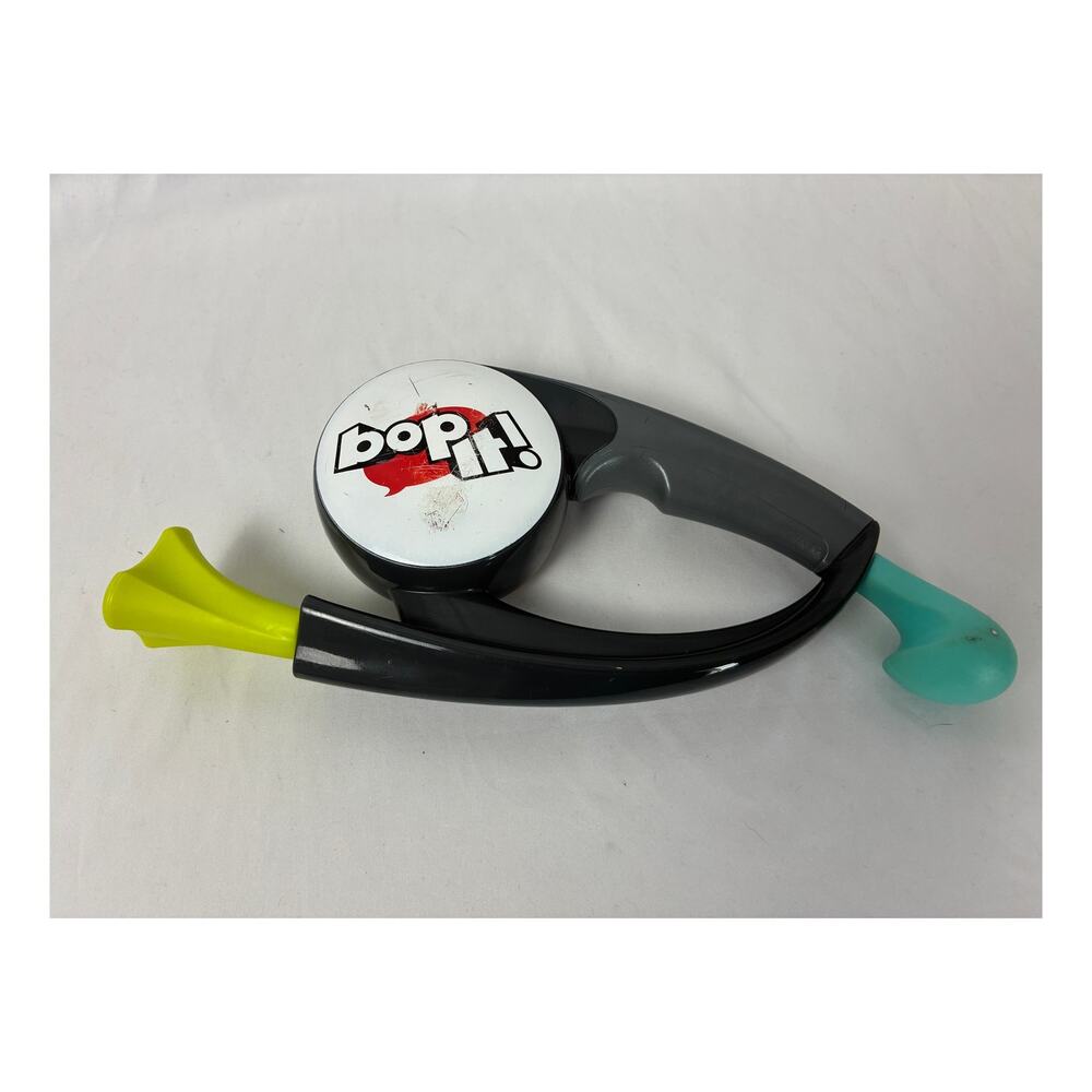 Bop it! Electronic Handheld Game Toy Tested Working Hasbro